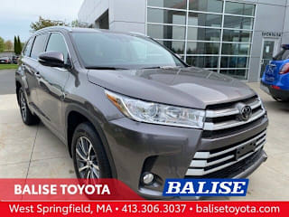 2018 Toyota Highlander XLE 5TDJZRFH3JS551596 2018 Toyota Highlander XLE
