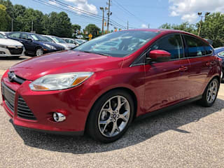 2014 Ford Focus SE 1FADP3K25EL166006 2014 Ford Focus SE