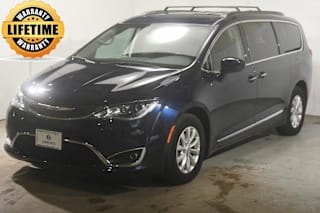 2017 Chrysler Pacifica Touring-L 2C4RC1BG8HR734126 2017 Chrysler Pacifica Touring-L