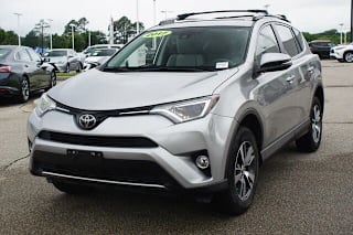 2017 Toyota RAV4 XLE 2T3WFREV2HW395727 2017 Toyota RAV4 XLE