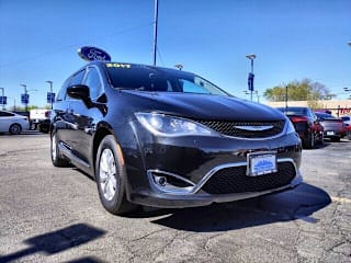2017 Chrysler Pacifica Touring-L 2C4RC1BG5HR831851 2017 Chrysler Pacifica Touring-L