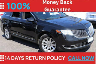 2014 Lincoln MKT Town Car Livery Fleet 2LMHJ5NK0EBL53089 2014 Lincoln MKT Town Car Livery Fleet