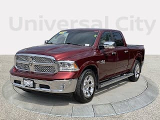 2017 Ram Pickup 1500 Laramie 1C6RR6VT5HS620966 2017 Ram Pickup 1500 Laramie