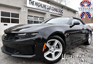 2020 Chevrolet Camaro 1G1FB3DS6L0115863 2020 Chevrolet Camaro