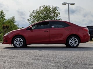2018 Toyota Corolla LE 5YFBURHE0JP816960 2018 Toyota Corolla LE