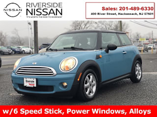 2009 MINI Cooper WMWMF335X9TU75477 2009 MINI Cooper