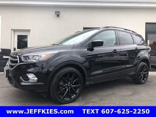 2017 Ford Escape SE 1FMCU9GD3HUD57185 2017 Ford Escape SE