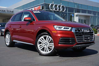 2018 Audi Q5 2.0T quattro Premium Plus WA1BNAFY2J2034664 2018 Audi Q5 2.0T quattro Premium Plus