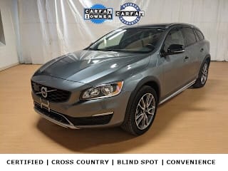 2018 Volvo V60 Cross Country T5 Premier YV440MWK8J2043134 2018 Volvo V60 Cross Country T5 Premier