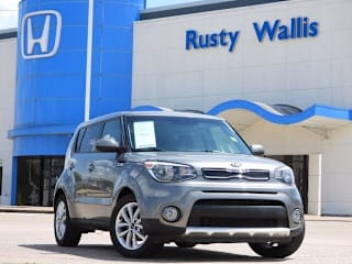 2018 Kia Soul + KNDJP3A53J7566402 2018 Kia Soul +