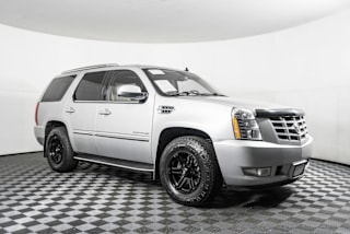 2010 Cadillac Escalade 1GYUKBEF0AR241021 2010 Cadillac Escalade