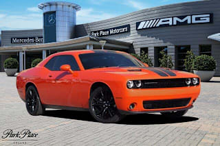 2018 Dodge Challenger SXT 2C3CDZAG4JH204433 2018 Dodge Challenger SXT