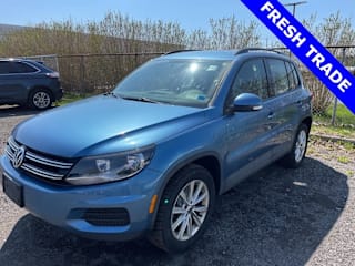 2018 Volkswagen Tiguan Limited 2.0T 4Motion WVGBV7AX9JK002913 2018 Volkswagen Tiguan Limited 2.0T 4Motion