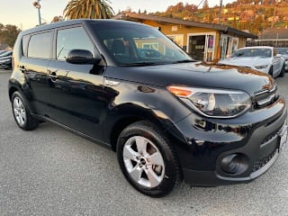 2018 Kia Soul Base KNDJN2A25J7612141 2018 Kia Soul Base