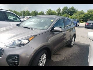 2019 Kia Sportage LX KNDPMCAC8K7491070 2019 Kia Sportage LX