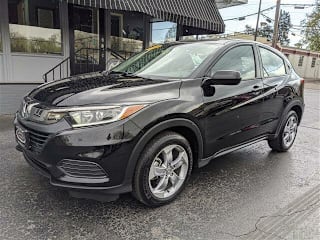 2019 Honda HR-V LX 3CZRU6H38KG728199 2019 Honda HR-V LX