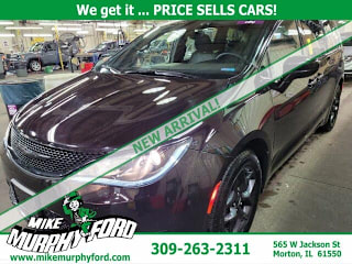 2018 Chrysler Pacifica Touring L 2C4RC1BG8JR317207 2018 Chrysler Pacifica Touring L