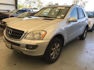 2006 Mercedes-Benz M-Class ML 350 4JGBB86E76A090752 2006 Mercedes-Benz M-Class ML 350