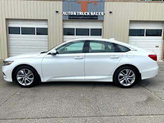 2018 Honda Accord LX 1HGCV1F10JA026602 2018 Honda Accord LX