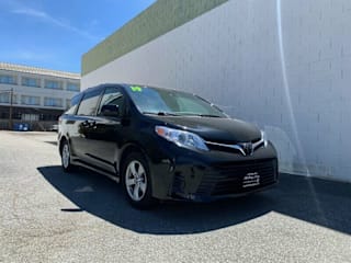 2019 Toyota Sienna LE 8-Passenger 5TDKZ3DC6KS991726 2019 Toyota Sienna LE 8-Passenger