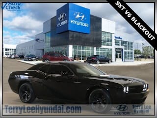 2016 Dodge Challenger SXT 2C3CDZAG3GH337046 2016 Dodge Challenger SXT