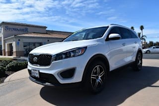 2018 Kia Sorento LX 5XYPG4A38JG386785 2018 Kia Sorento LX