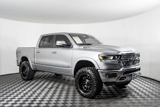 2020 Ram Pickup 1500 Laramie 1C6SRFJT4LN113233 2020 Ram Pickup 1500 Laramie