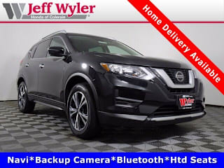 2019 Nissan Rogue SV 5N1AT2MV0KC749326 2019 Nissan Rogue SV