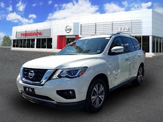 2017 Nissan Pathfinder 5N1DR2MM3HC912806 2017 Nissan Pathfinder