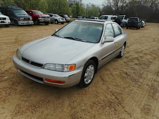 1996 Honda Accord 1HGCD5632TA043688 1996 Honda Accord