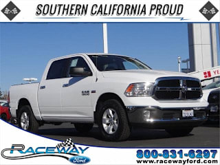 2018 Ram Pickup 1500 1C6RR6LT6JS322242 2018 Ram Pickup 1500