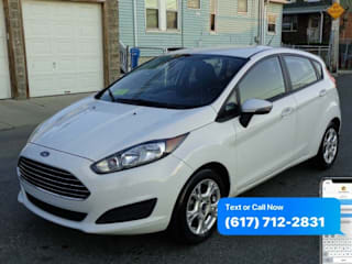 2014 Ford Fiesta SE 3FADP4EJ2EM111472 2014 Ford Fiesta SE