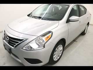 2019 Nissan Versa S 3N1CN7AP5KL868880 2019 Nissan Versa S