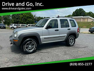 2002 Jeep Liberty Sport 1J4GL48K12W278032 2002 Jeep Liberty Sport