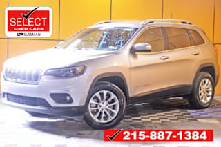 2019 Jeep Cherokee 1C4PJMCB5KD140833 2019 Jeep Cherokee