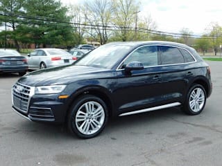 2018 Audi Q5 WA1BNAFY4J2113527 2018 Audi Q5
