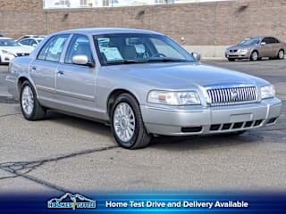 2010 Mercury Grand Marquis 2MEBM7FV1AX600326 2010 Mercury Grand Marquis