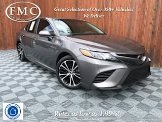 2018 Toyota Camry SE 4T1B11HK1JU087589 2018 Toyota Camry SE
