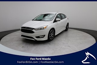 2015 Ford Focus SE 1FADP3K21FL376927 2015 Ford Focus SE