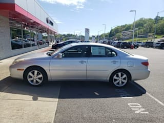 2005 Lexus ES 330 Base JTHBA30G155069227 2005 Lexus ES 330 Base