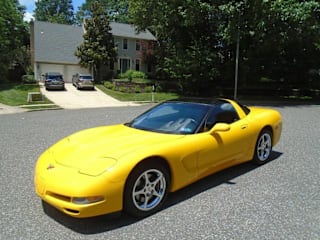 2002 Chevrolet Corvette Base 1G1YY22G825111640 2002 Chevrolet Corvette Base