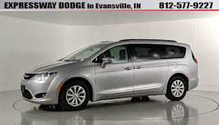 2017 Chrysler Pacifica Touring-L 2C4RC1BG3HR623340 2017 Chrysler Pacifica Touring-L