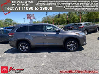 2019 Toyota Highlander XLE 5TDJZRFH3KS571090 2019 Toyota Highlander XLE
