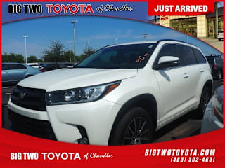 2018 Toyota Highlander SE 5TDKZRFH3JS548363 2018 Toyota Highlander SE
