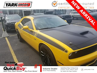 2017 Dodge Challenger 2C3CDZFJ1HH535212 2017 Dodge Challenger