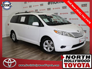 2017 Toyota Sienna LE 8-Passenger 5TDKZ3DC7HS875959 2017 Toyota Sienna LE 8-Passenger