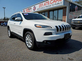 2017 Jeep Cherokee Latitude 1C4PJLCBXHW585298 2017 Jeep Cherokee Latitude