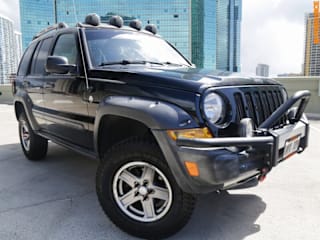 2005 Jeep Liberty 1J4GL38K55W570698 2005 Jeep Liberty