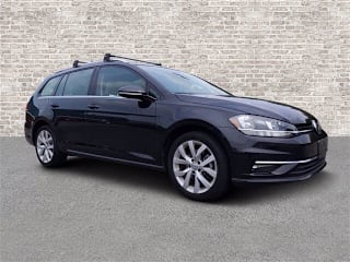 2018 Volkswagen Golf SportWagen TSI SEL 3VWL17AU8JM758412 2018 Volkswagen Golf SportWagen TSI SEL