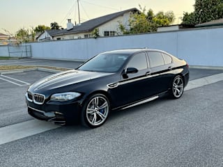2013 BMW M5 Base WBSFV9C54DC772717 2013 BMW M5 Base